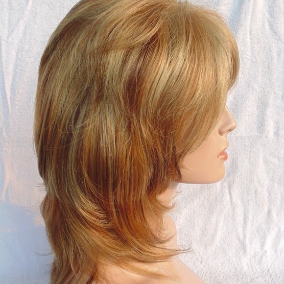 Medium Soft Shaggy Layered Tri-Color Wig main image 8